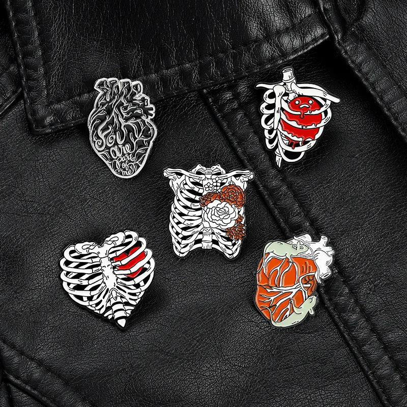 

Punk Jewelry Gothic Skull Organ Heart Enamel Pin Brooches Bag Clothes Lapel Pin Badge Halloween Jewelry Gift for Friends