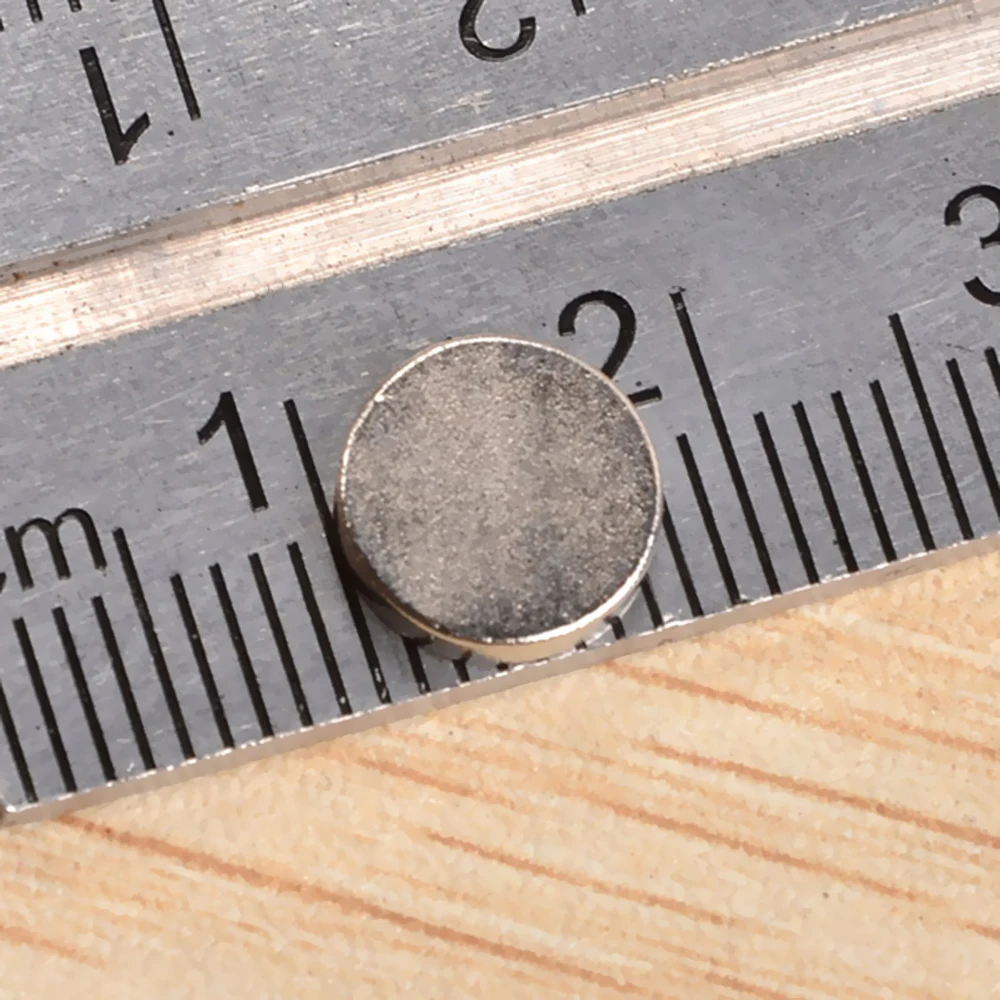 20pcs Multi-use 8x2mm N40 Strong Round Disc Rare Earth Neodymium Magnets for Refrigerator DIY Craft Scientific and Office