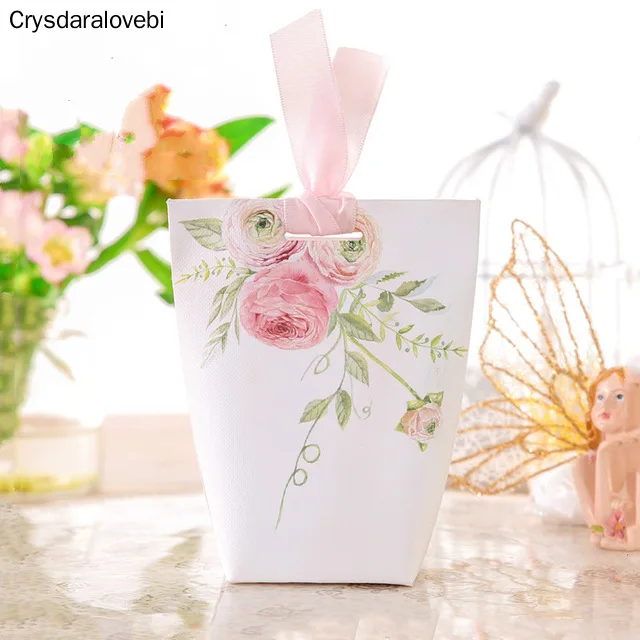 

100pcs Wedding Favors Upscale Candy Boxes White/pink flowers gift box Party Chocolate Box + ribbon three designs