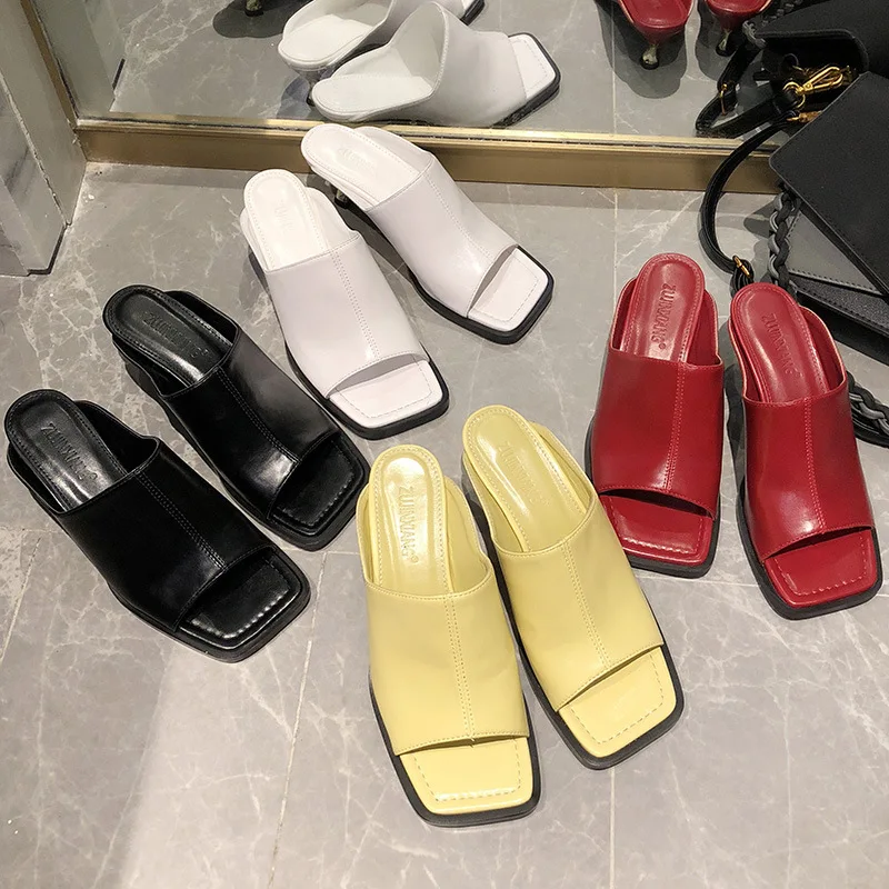 

Nian одноразовые Тапочки для ремня, женская летняя верхняя одежда, новый стиль, тонкий каблук, мягкая кожа, квадратный носок, высокий каблук, тапочки без застежки 2020