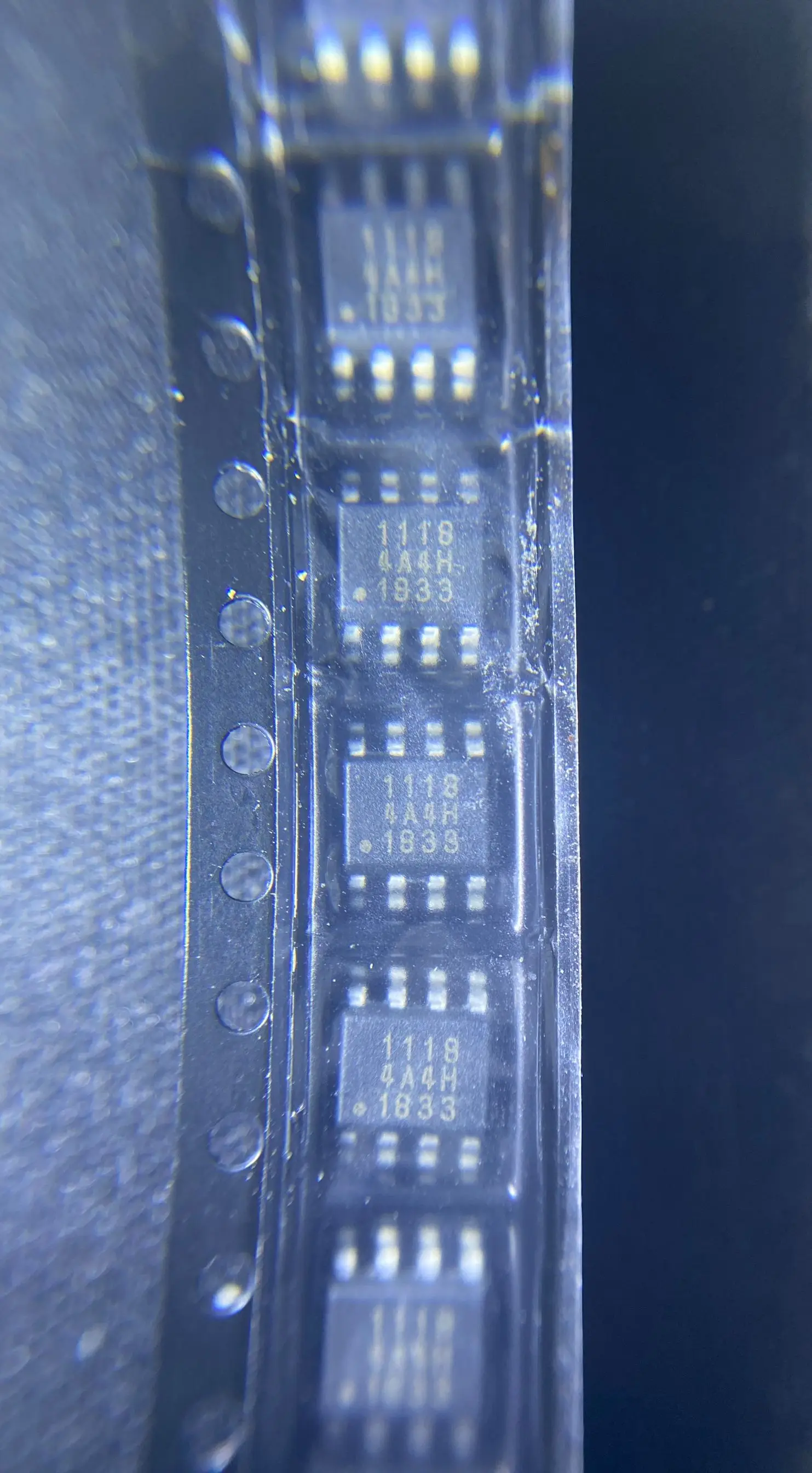 

10~50pcs/lot BL1118 BL1118CS8 BL1118CS8TR BL1118CS8TR1833 1118 SOP8 NEW Original free shipping