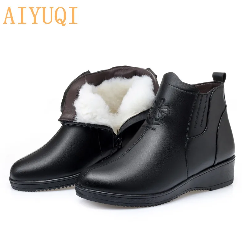 

AIYUQI 2019 Latest Winter Women Boots Genuine Leather Big Size 35-43 Flat Non-slip Wool Warm Mom Boots Ankle Snow Boots