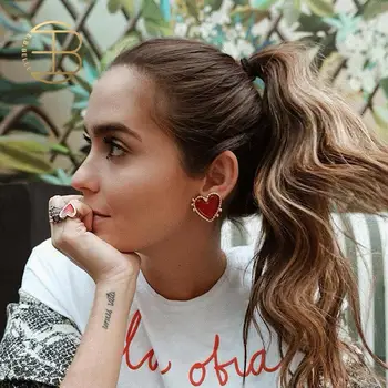 

2019 New Design Punk Gold Edge Red Acrylic Heart Stud Earrings For Women Bohemian Big Stud Earring Christmas Jewelry Gift