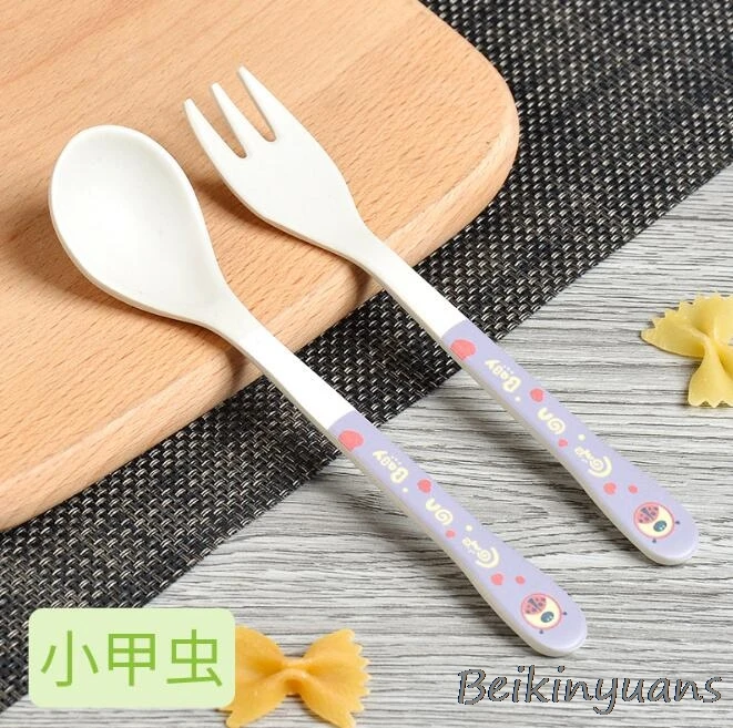 beetle Детская Ложка для кормления с рисунком животных из мультфильмов и крашения, вилка, тренировочная посуда, Детская безопасная посуда для кормления, школьные принадлежности - Цвет: beetle