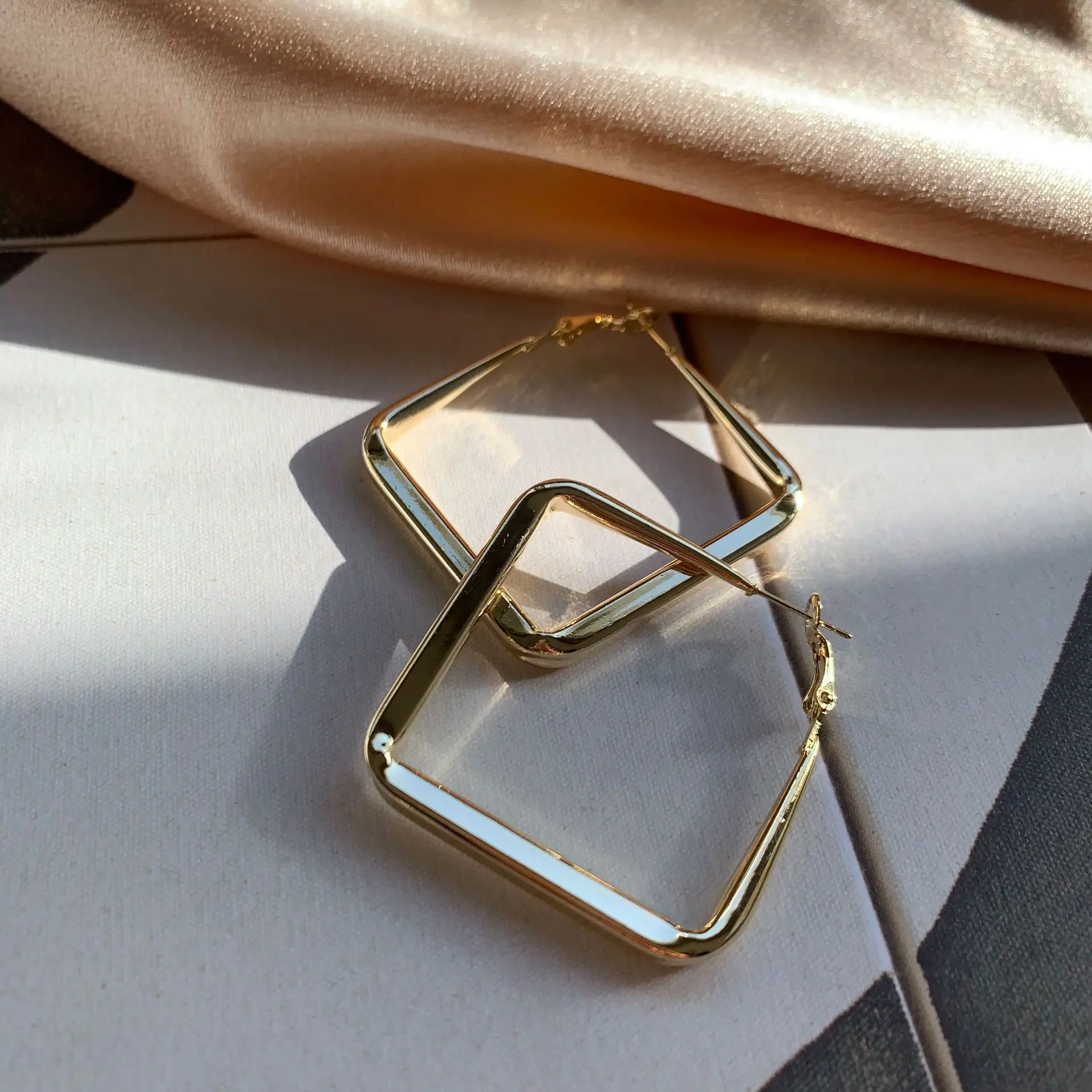 925 silver needle Golden earrings 24 k gold plating Geometry of ear ring Women earrings Personality fashion