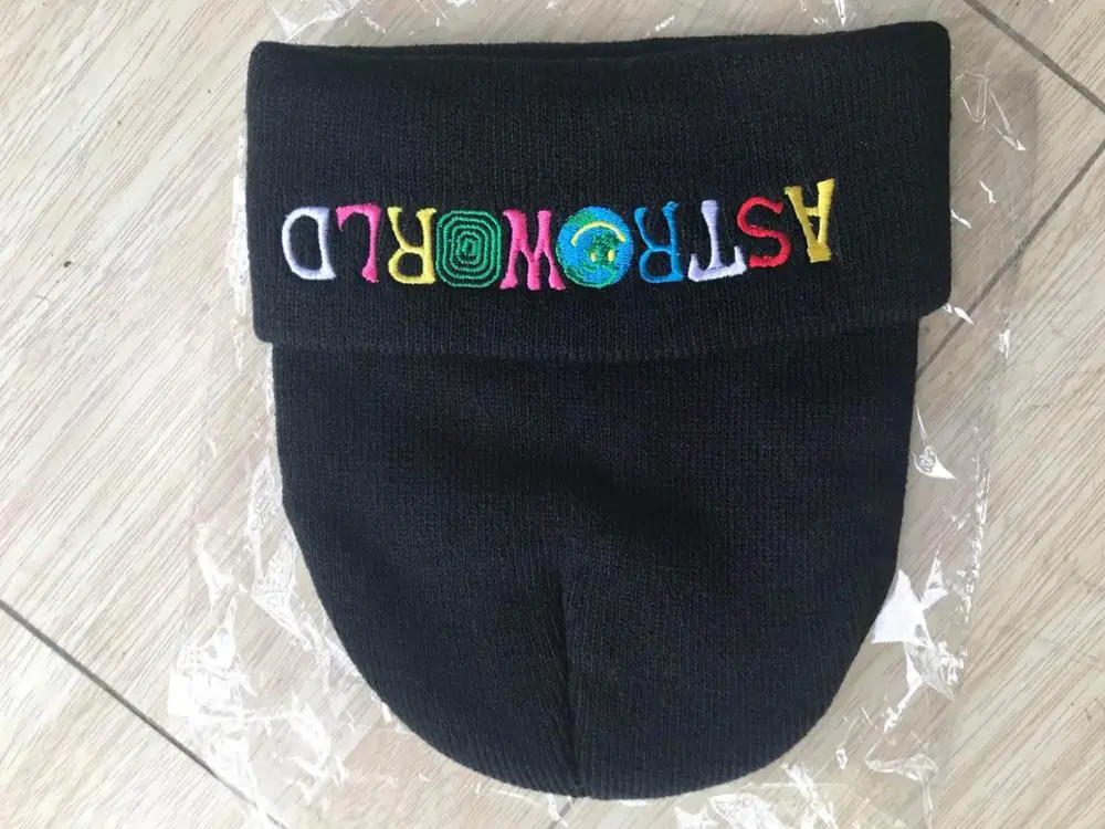 black Новинка, мужская и женская вязаная шапка, шапка с надписью ASTROWORLD, лыжная теплая зимняя шапка с вышивкой, унисекс, Трэвиса Скотта, шапочки Skullies - Цвет: black