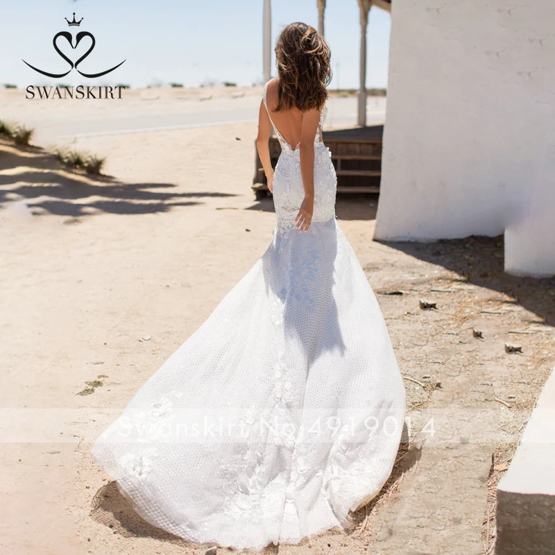 Appliques Mermaid Wedding Dress Swanskirt I217 V-neck Illusion Lace Bridal Gown 3D Flowers Backless Customized Vestido de Noiva