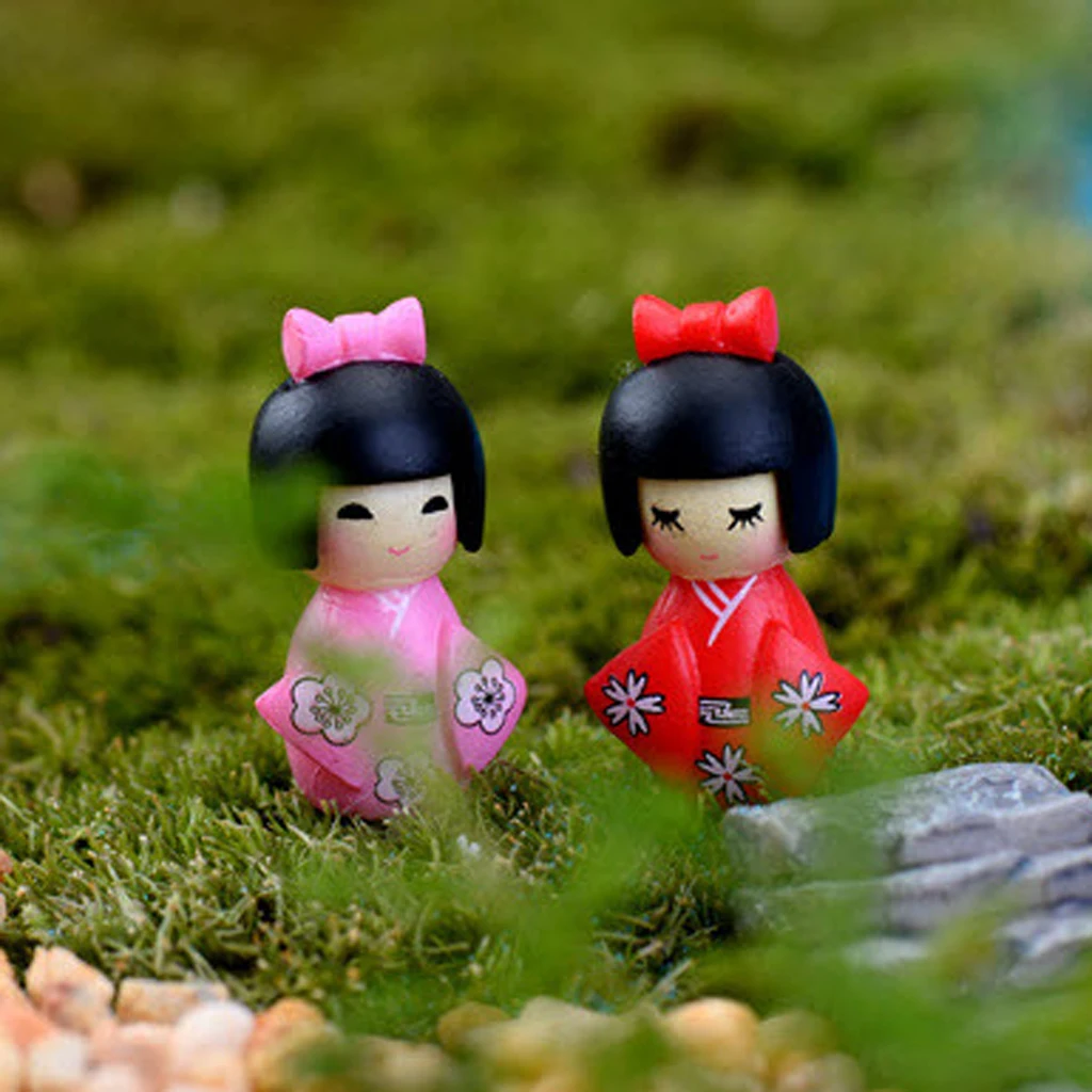 10Pcs Miniature Girl in Kimono Fairy Garden Moss Micro Landscape Bonsai Decor Craft