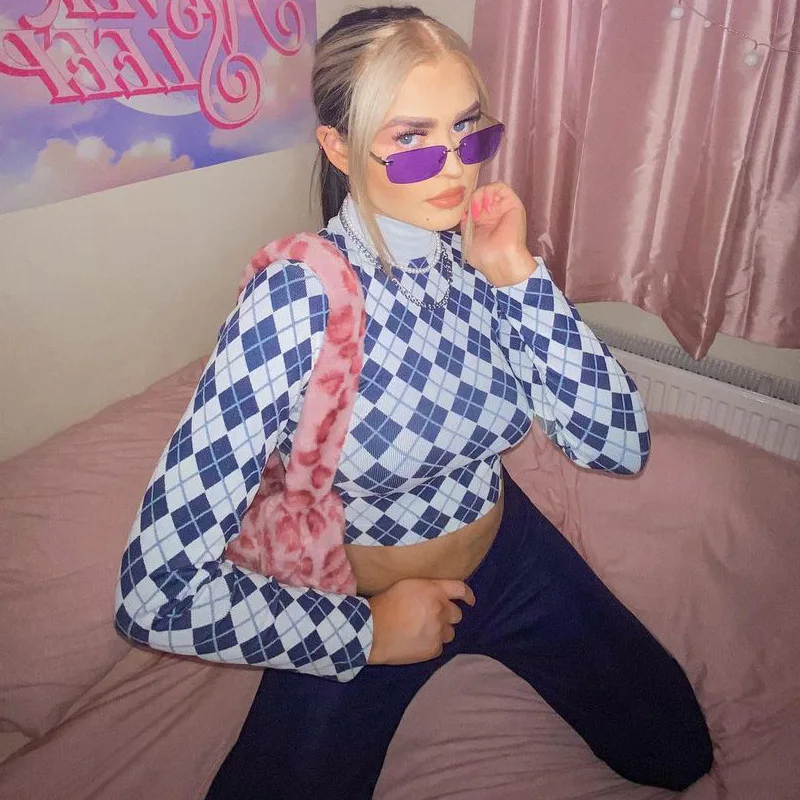 Y2K эстетика связанное с узором &quotромбиками&quot клетчатый вязаный укороченный топ