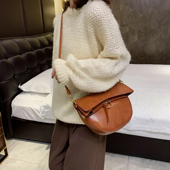 

bag for women's bag Women's New Summer Korean Version Slant Bag Metal Simple Fashion Single Shoulder Bag Saddle Bag