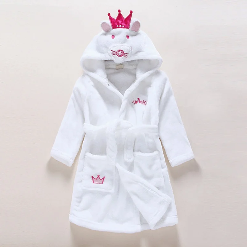 New Autumn Winter Children Hooded Bathrobe Kids Bath Robe Boys Girls Cartoon Animal Flannel Pajamas Kids Long Sleeve Towel Robe Sleepwear & Robes hot Sleepwear & Robes