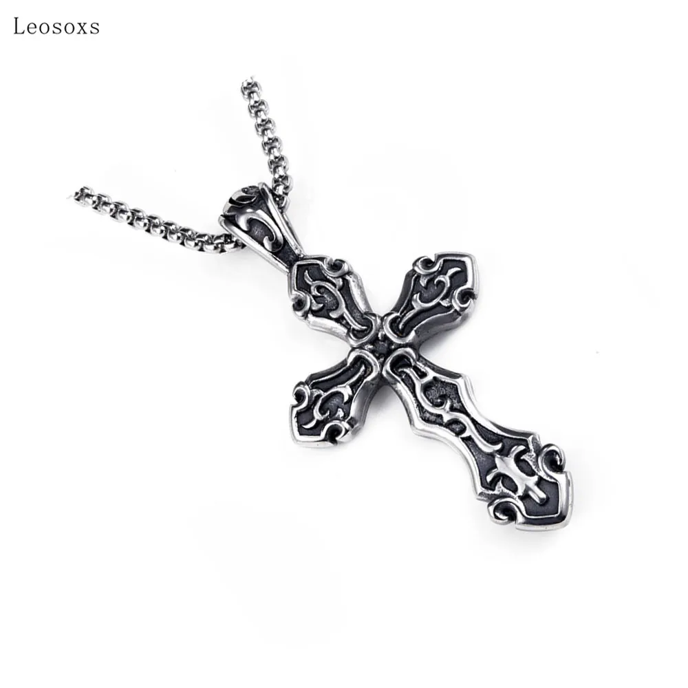 

Leosoxs European and American Hip-hop Men's Stainless Steel Cross Pendant Necklace