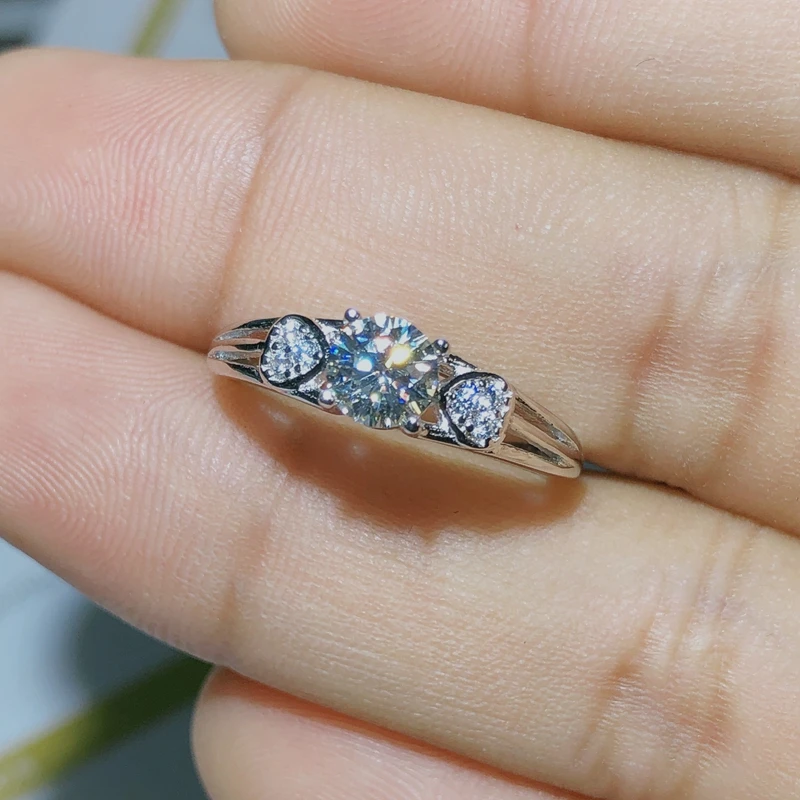 Moissanite 0.5ct твердость 9,3, заменители алмазов, могут быть протестированы инструментами. Популярные ювелирные изделия