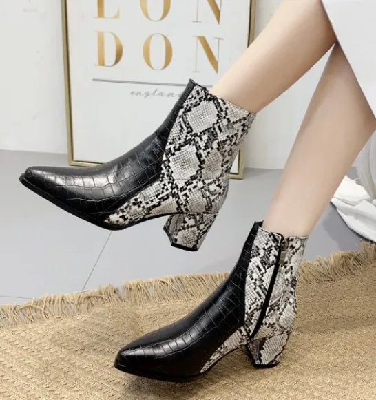 

Chunky Heel Bootee Woman 2019 Women's Rubber Boots Leather Booties Autumn Shoes Luxury Designer Snake Print Low Heels booties