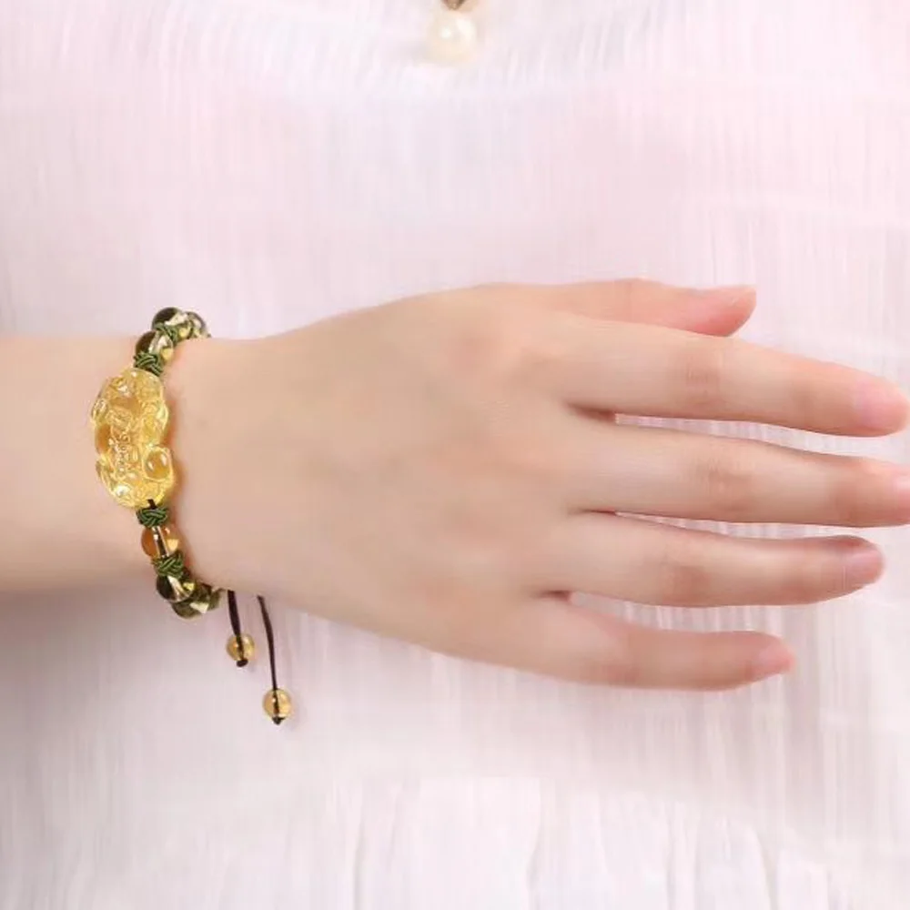 Bracelet en cristal jaune naturel.