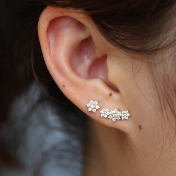 

3 Flowers Shape 3 Colors Dainty Cute Earrings Paved White Cz For Women Wedding Gift 2020 New Fashion Summer Cool Design