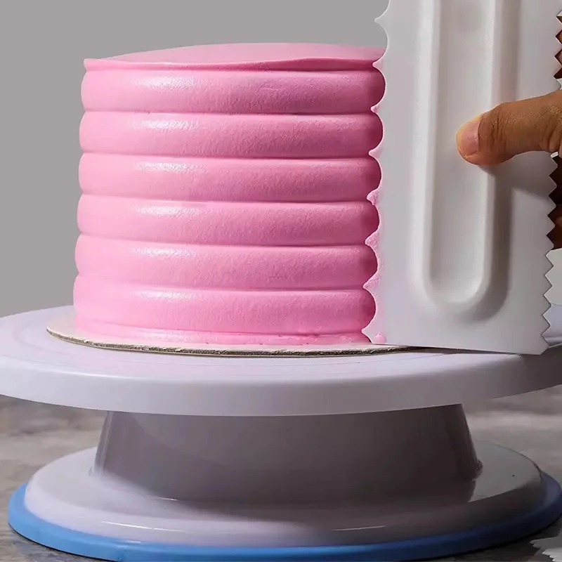 9Pcs/Set Cream Scraper Irregular Teeth Edge DIY Scraper Cake Decorating Fondant pastry cutters Baking Spatulas Tools ZXH