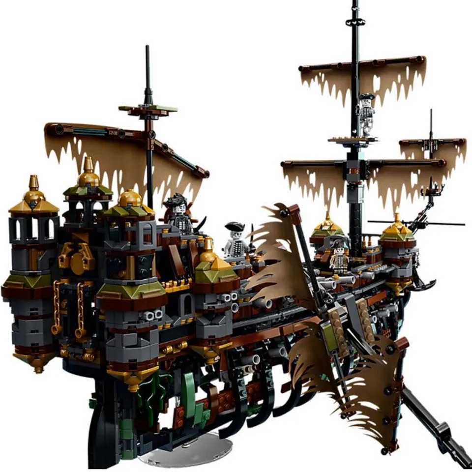 

16042 2370pcs Pirates of the Caribbean Dead Men Tell No Tales Silent Mary Building Blocks Bricks Compatible legoinglys 70142
