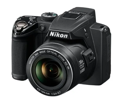 Используется цифровая камера Nikon COOLPIX P500 12,1 CMOS с широкоугольным оптическим зумом 36x NIKKOR и видео Full HD 1080p(черный