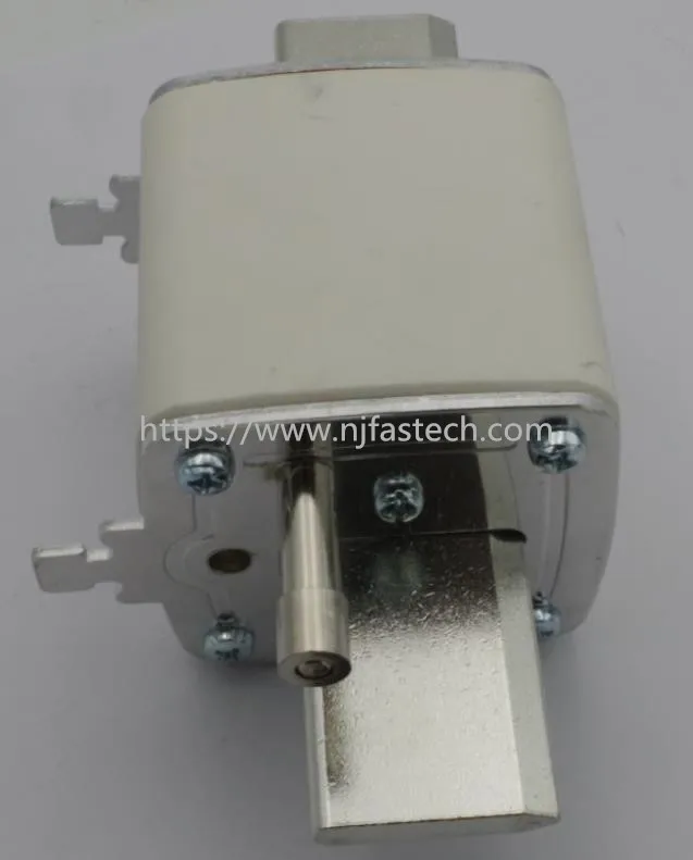 Плавкий NH3AM69V500P-2 предохранитель автомобиля