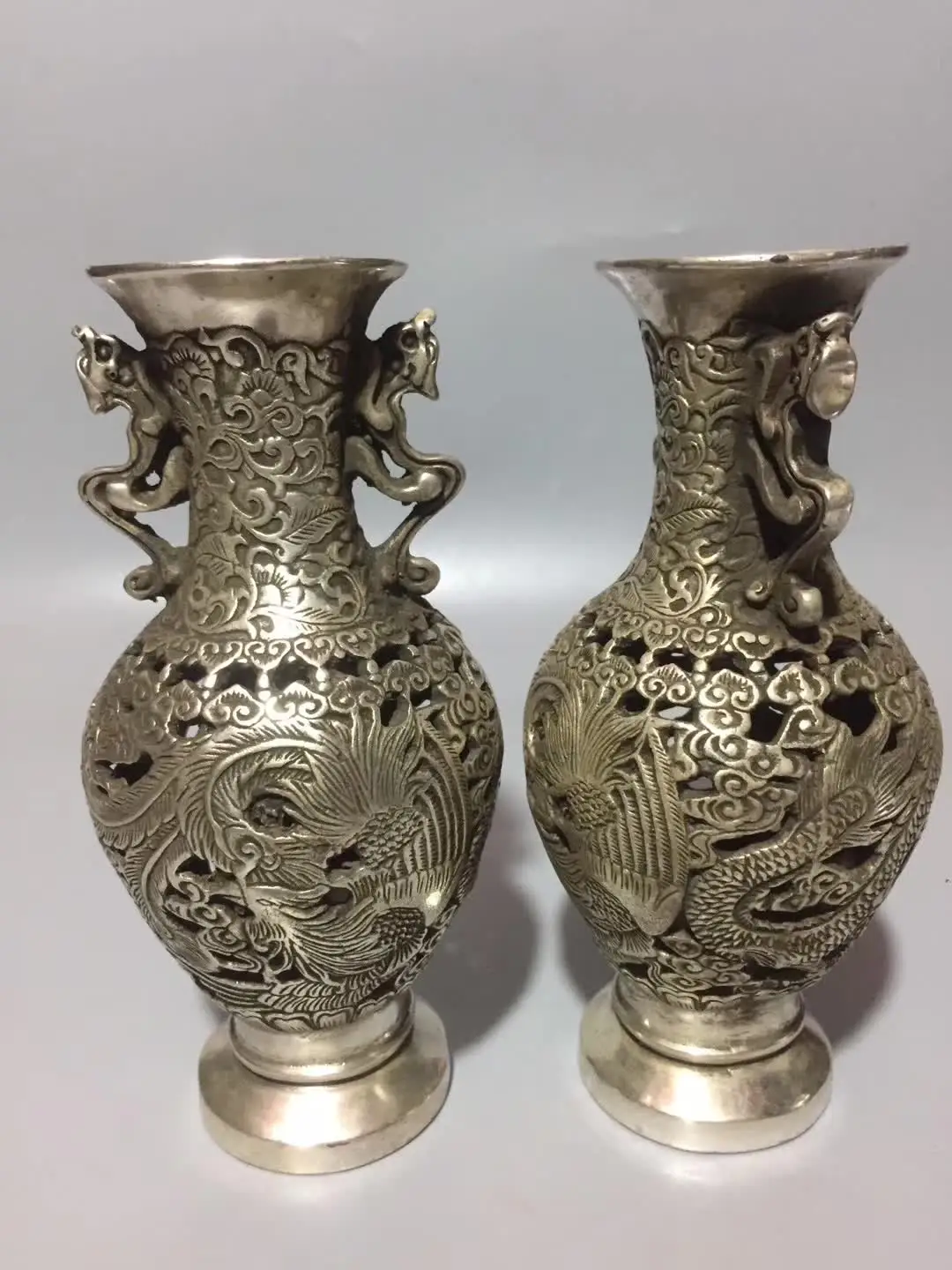 

Chinese Tibetan Silver Carving Dragon And Phoenix Flower Vase Hollow Out Vase Home Decoration