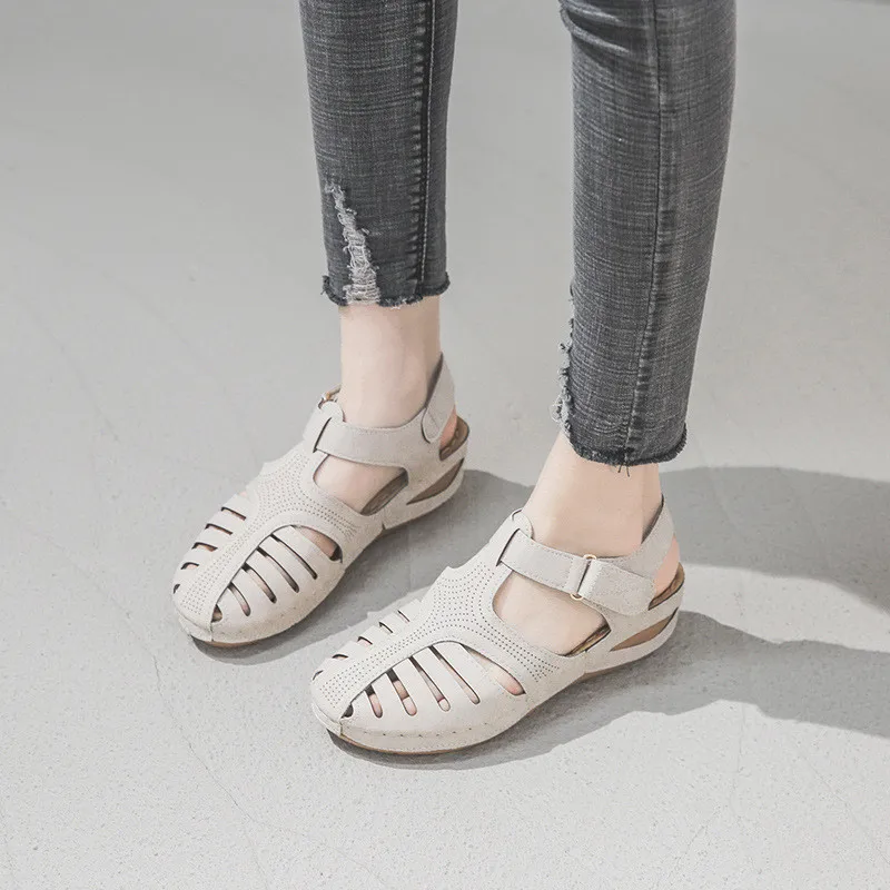 

Summer Retro Ankle Strap Female Sandals Hole Shoes Plus Size 34-46 Round Toe Women Wedges High Heels Comfortable Soft Lady Shoes