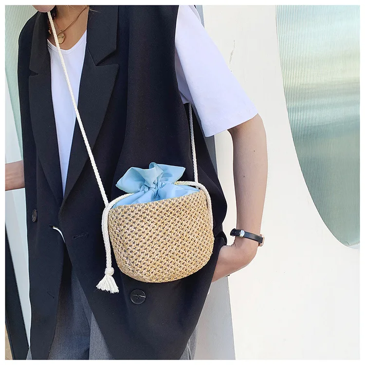 Petit sac bandoulière en osier