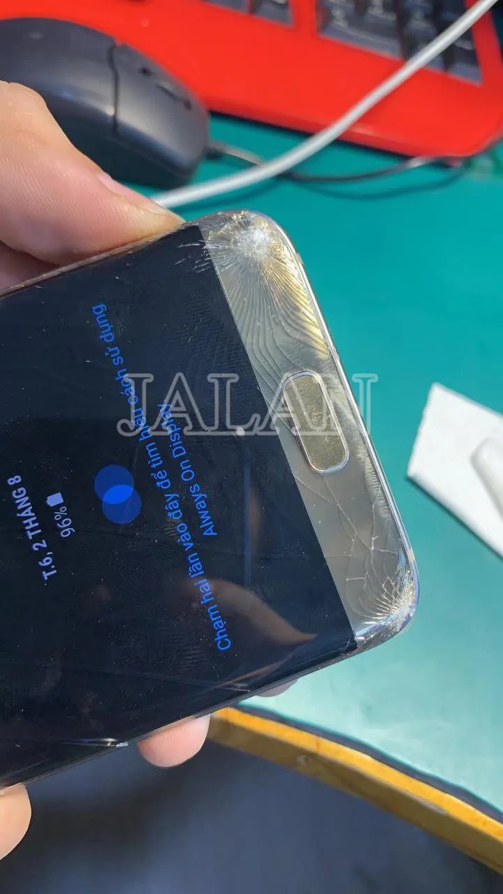 Edge glass инструмент для выпечки помогает правильно обрезать слой ЖК-дисплея со стеклом, не повреждая ЖК-дисплей, очень полезен с эффектом потрескавшегося стекла