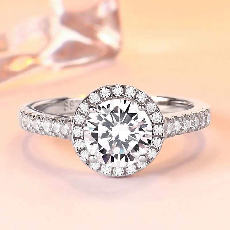 

Tong Lin 1 Carat Model Diamond Ring S925 Silver Ring Women's Simple Glorious Fashion 18k Platinum Marriage Please Wedding Ring