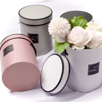 EN VENTA ❤️ Caja de regalo de flores para mujer, Mini caja de embalaje de papel, tapa, cubo de abrazo, florero de repuesto, cajas de almacenamiento de flores de mano - discount item 11% OFF Casa y jardín