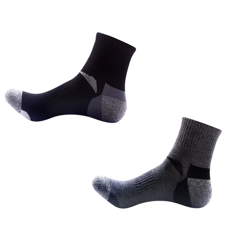black dark gray 2 пары летних спортивных тепловых хлопчатобумажных кашемировых мужских носков унисекс, бесшовные носки для альпинизма, пешего туризма, катания на лыжах, европейские размеры 39-44, Meias - Цвет: black dark gray