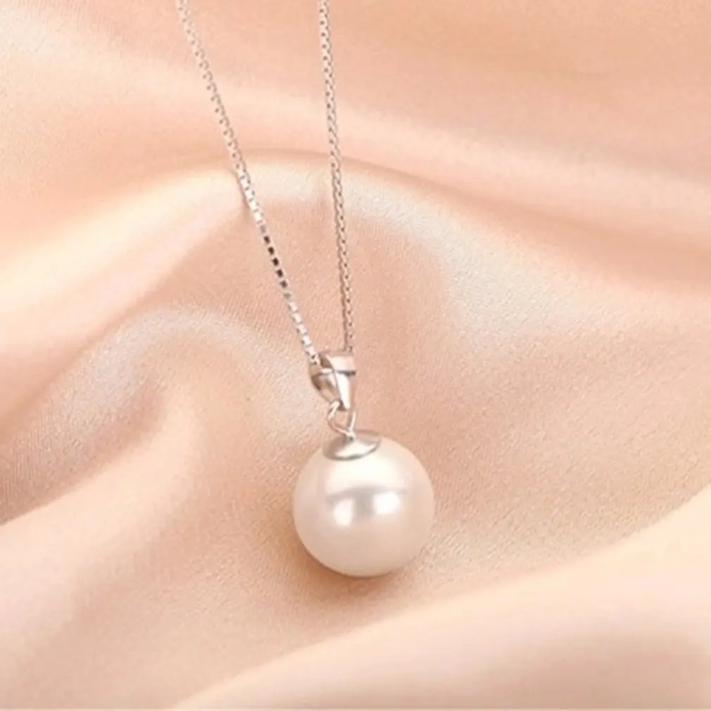 

Simple White Pearl Fashion Pendant High Gloss Temperament Female Short Clavicle Necklace Jewelry Korean
