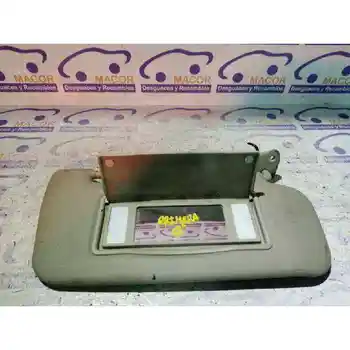 

PARASOL RIGHT NISSAN FIRST SALOON CAR (P12)