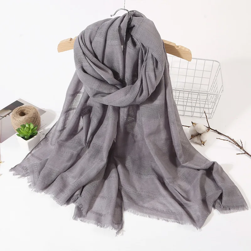 8730975258_1903918631