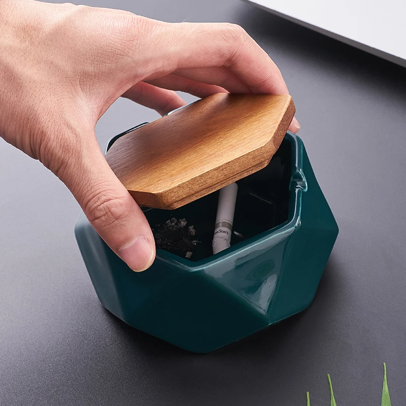 Nordic ins ashtray home living room coffee table office ceramic ashtray with lid Chinese creative personality trend