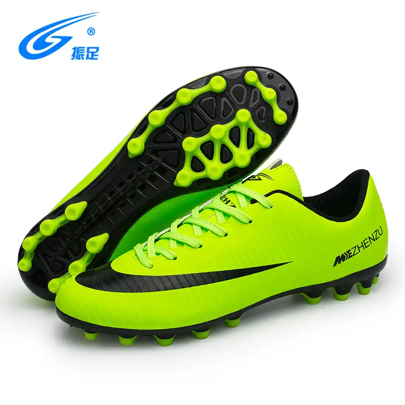 zapatos de futbol con bota