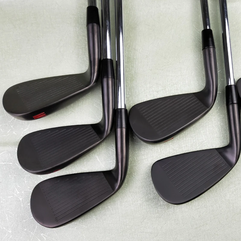 

Men 0311 Black Red Letter Golf Club, 3-9 W, a set of 8, graphite and steel rods, with rod cover, free delivery