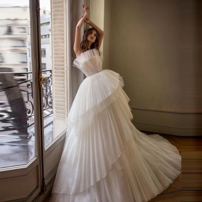 

Fashion Ball Gown Boho Bridal Dresses Off The Shoulder Backless Layered Puffy Tulle Bohemian Long Wedding Gowns White