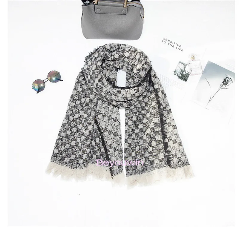 100pcs Plaid Winter Scarf tippet Women Foulard grid Scarves Fashion Casual Scarfs Pashmina cappa
