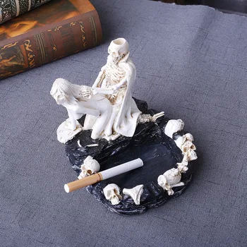 

Creative Skeleton Head Resin Ashtray Skull Ghost & Beauty Statue Craft portable ashtray cigar ash tray european MJ711