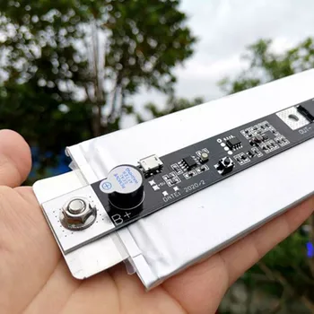 

Accurate DIY Nickel Strip Practical Connector Battery Mini Spot Welder Household Charging Control Module Equipment 3.7V 4.2V PCB