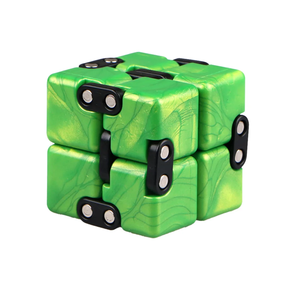 Зеленый Бесконечное игрушки Magic Cube убить время декомпрессии для того, чтобы уменьшить беспокойство игрушка-головоломка коричневого цвета и с квадратным носком для детей и взрослых - Цвет: Зеленый