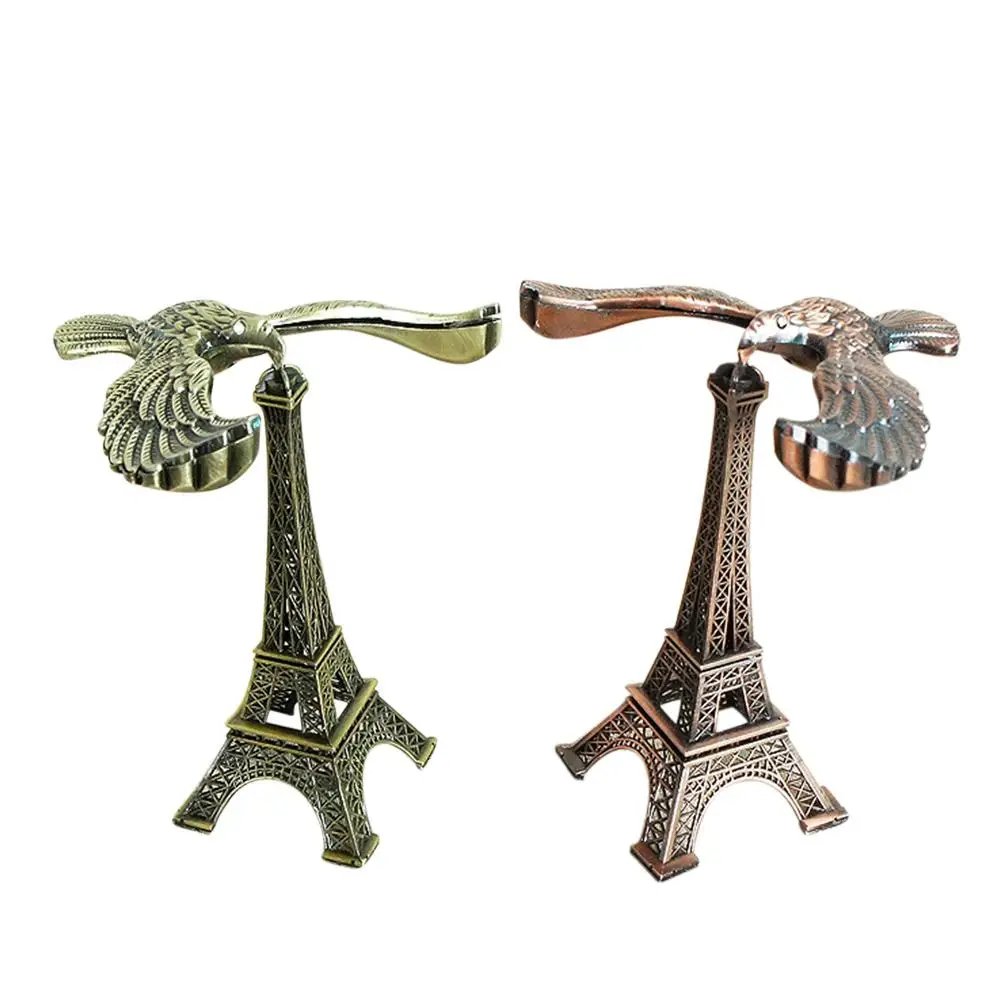 

Retro Alloy Eiffel Tower Modeling with Balance Bird for Office Desktop Decoration Photography Prop