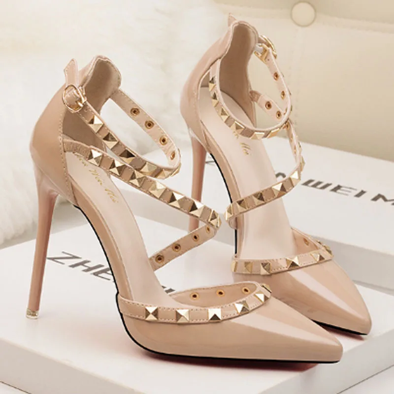 

Women's sexy nightclub stiletto heels shallow mouth pointed rivet hollowed-out word with single-shoe high heel sandals
