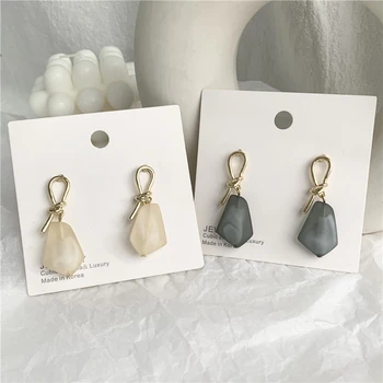 

Fashion temperament metal knot stud earrings Vintage contracted joker irregular resin Earrings fo women Jewelry