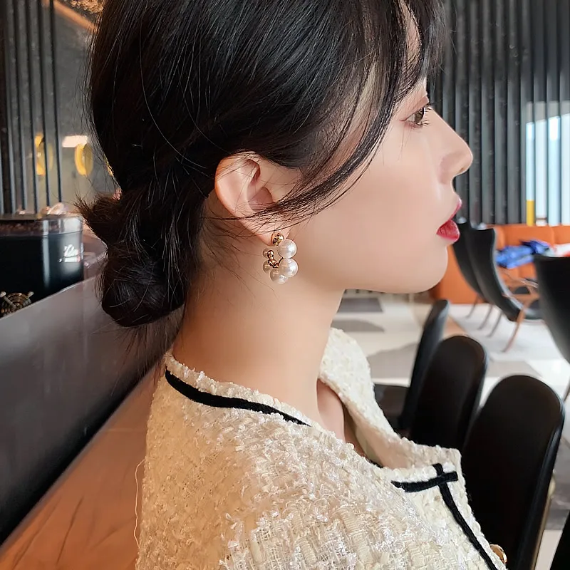 Pearl Earrings Metal Inlaid Jewelry For Woman