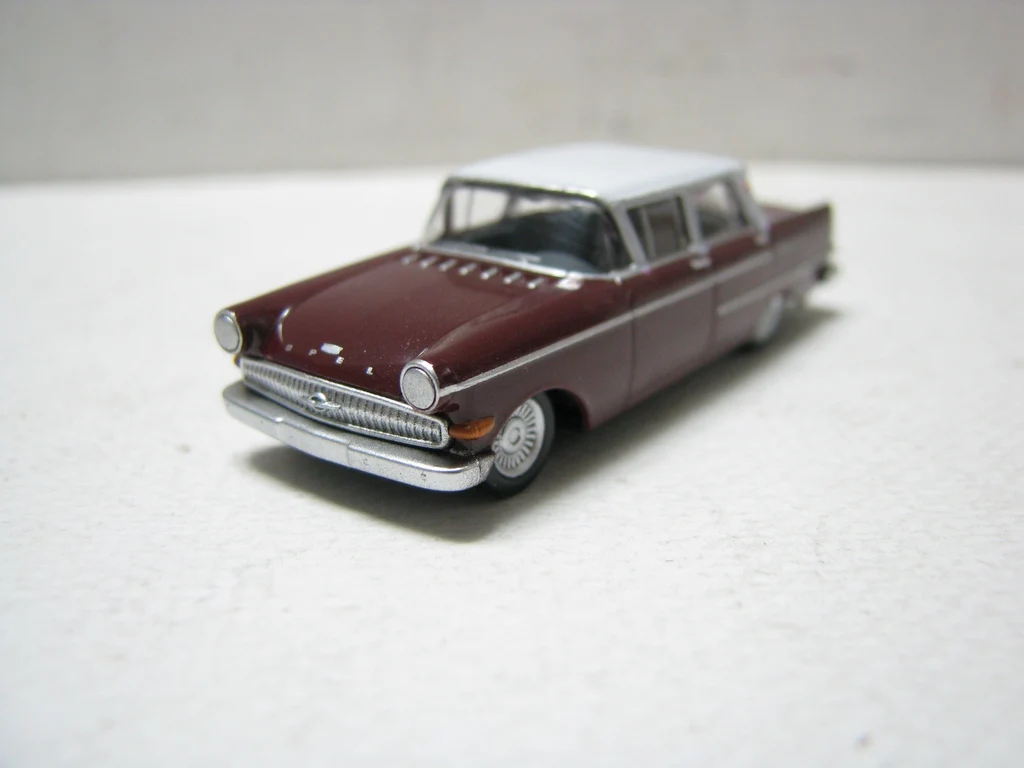 Ее PA 1: 87 опал капитаен сплав игрушка автомобиль игрушки для детей литья под давлением модель автомобиля подарок на день рождения