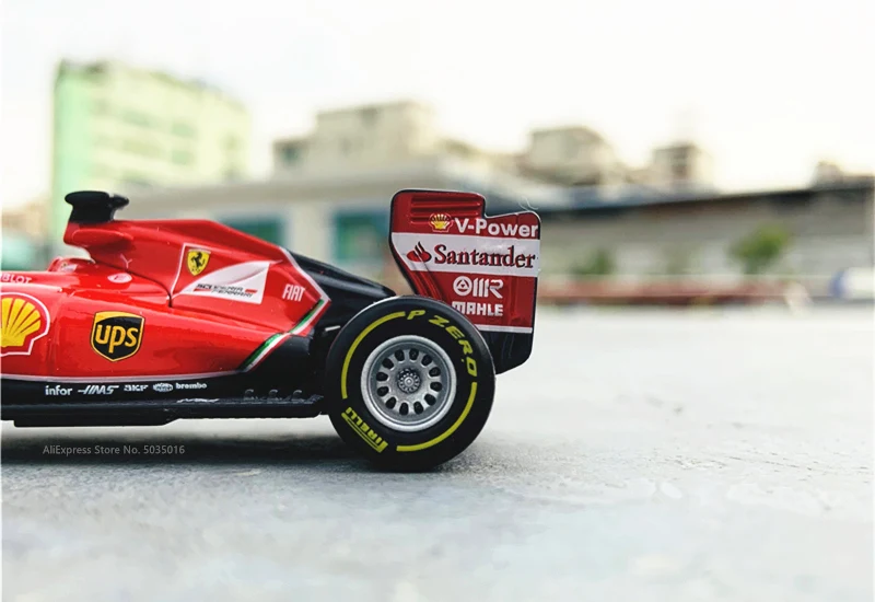 1:43 Bburago 1:43  SF14T-7 F1 Racing Ferrari 2018 SF71H 2017 SF70 2016 SF16 2014 S14T F21012 Diecast Model Car
