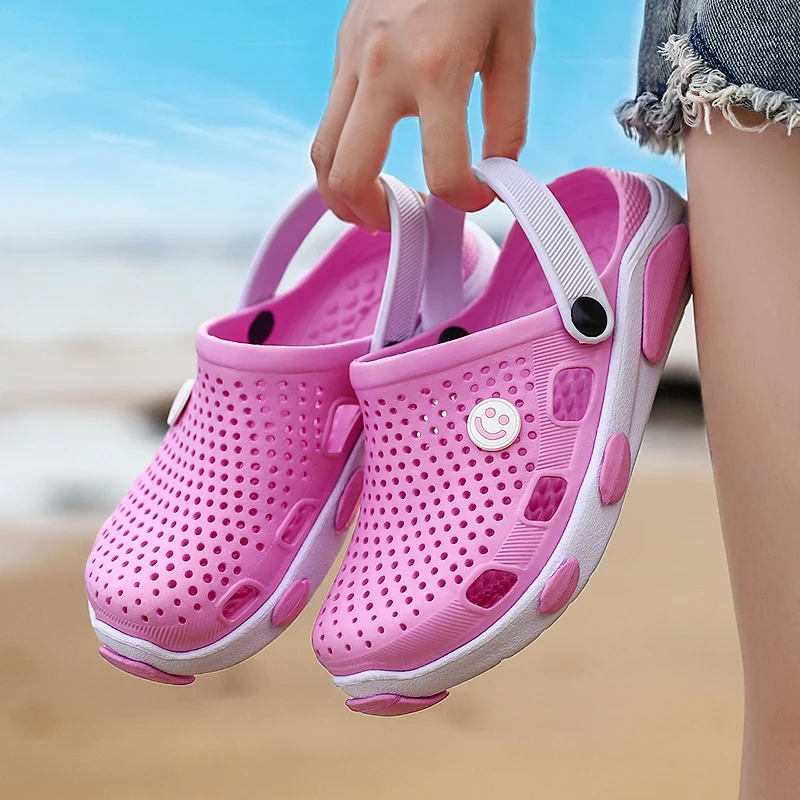 

Top Quality Women Sandal Rubber Female EVA Sandles Fashion Lightweight Comfortable Unisex Hole Shoe Men Zapatos De Hombre 35-40