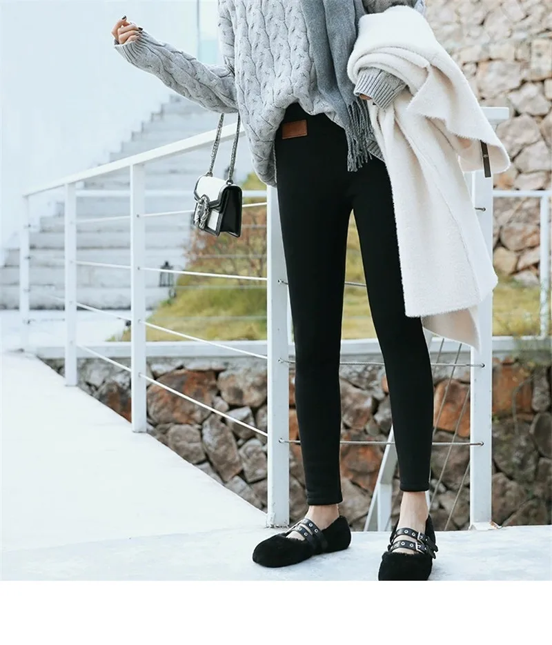 11518372770_1207337083